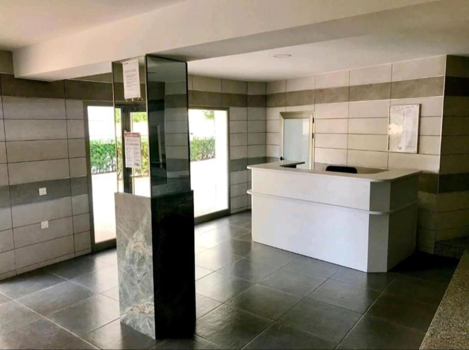 Apartamento Maralva Playa De Levante Benidorm Luaran gambar