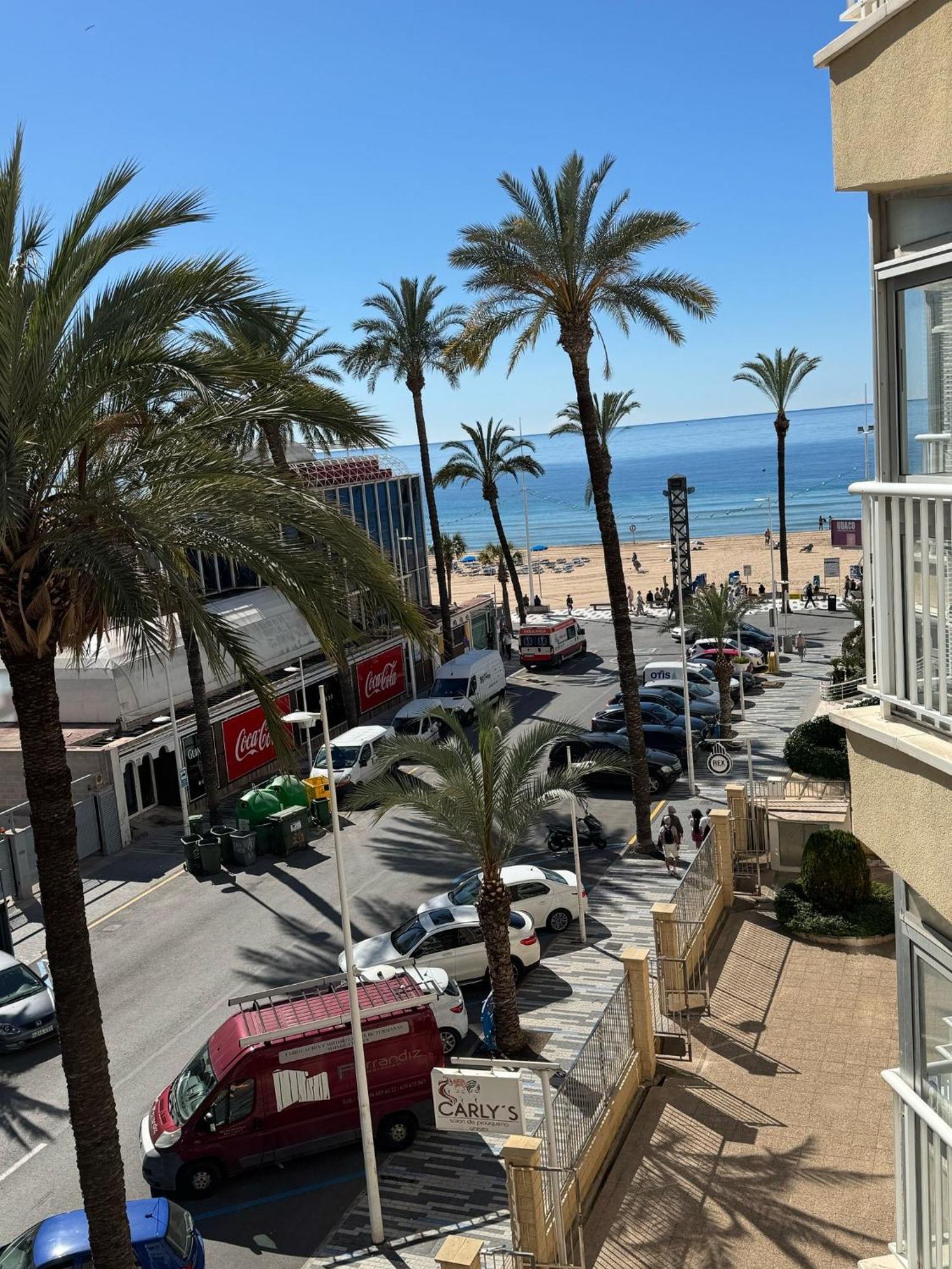 Apartamento Maralva Playa De Levante Benidorm Luaran gambar